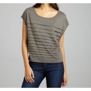 ROBBI & NIKKI by Robert Rodriguez Pleated SHORT TOP Soft Grey Knit SHIRT $160